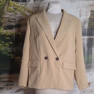 New with tags! A New Cream Womens XL Signature Crepe Slim Fit Tan Blazer Jacket